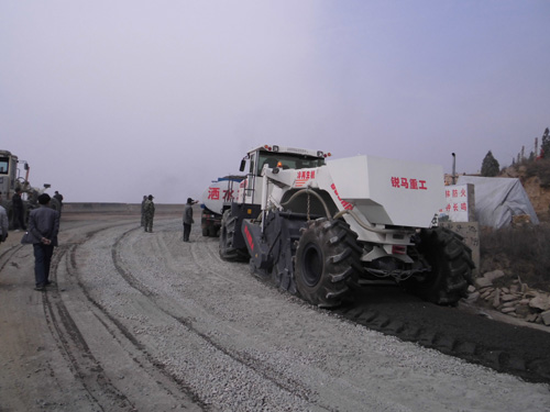 WR2300E，延安盤山道冷再生